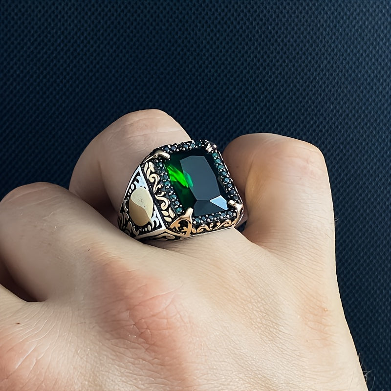 Alloy ring with synthetic stone decoration